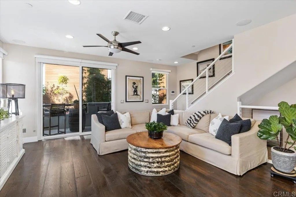 Photo of 2517 State Street, Carlsbad, CA 92008 (MLS # NDP2510299)