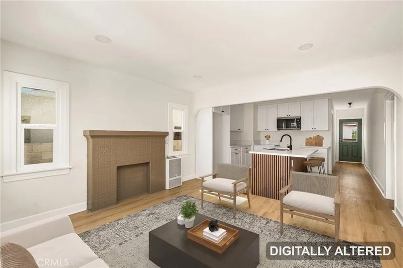 1510 W 65th Place