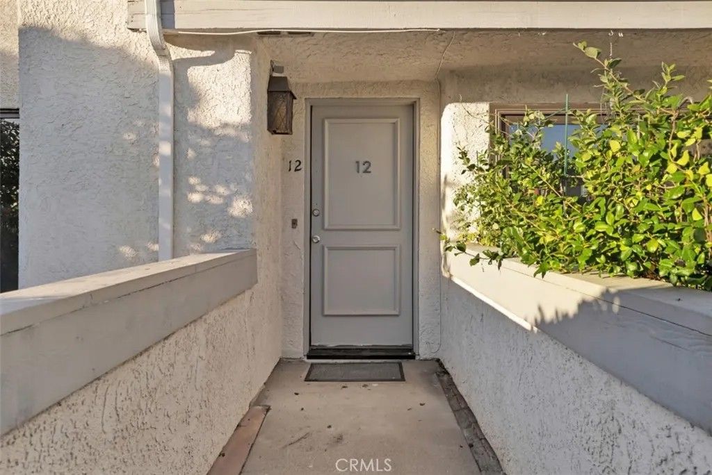 Photo of 21901 Dupont Street #12, Chatsworth, CA 91311 (MLS # SR26011806)