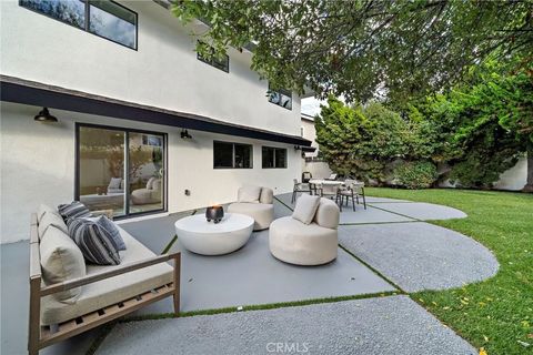 Tiny photo for 5262 Glenroy Dr, Huntington Beach, CA 92649 (MLS # NP25242699)