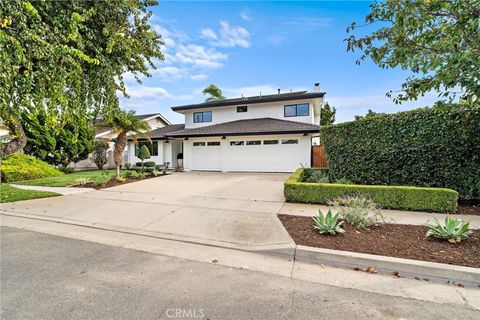 Photo of 5262 Glenroy Dr, Huntington Beach, CA 92649 (MLS # NP25242699)