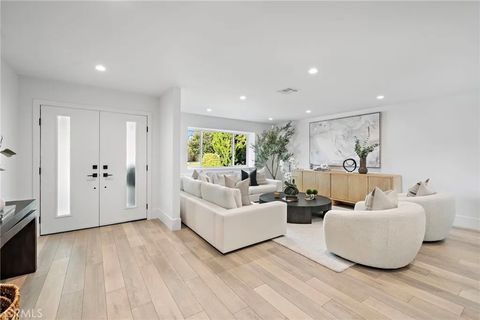 Tiny photo for 5262 Glenroy Dr, Huntington Beach, CA 92649 (MLS # NP25242699)
