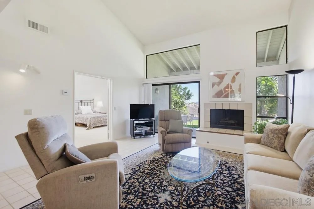 17814 Villamoura Dr