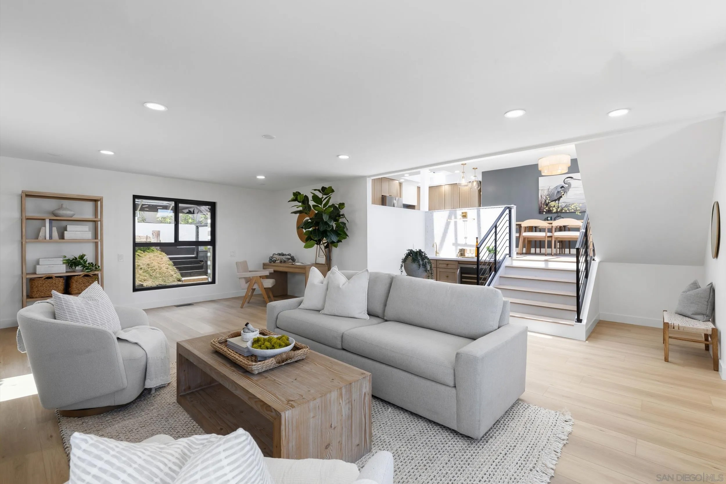 858 Rosecrans