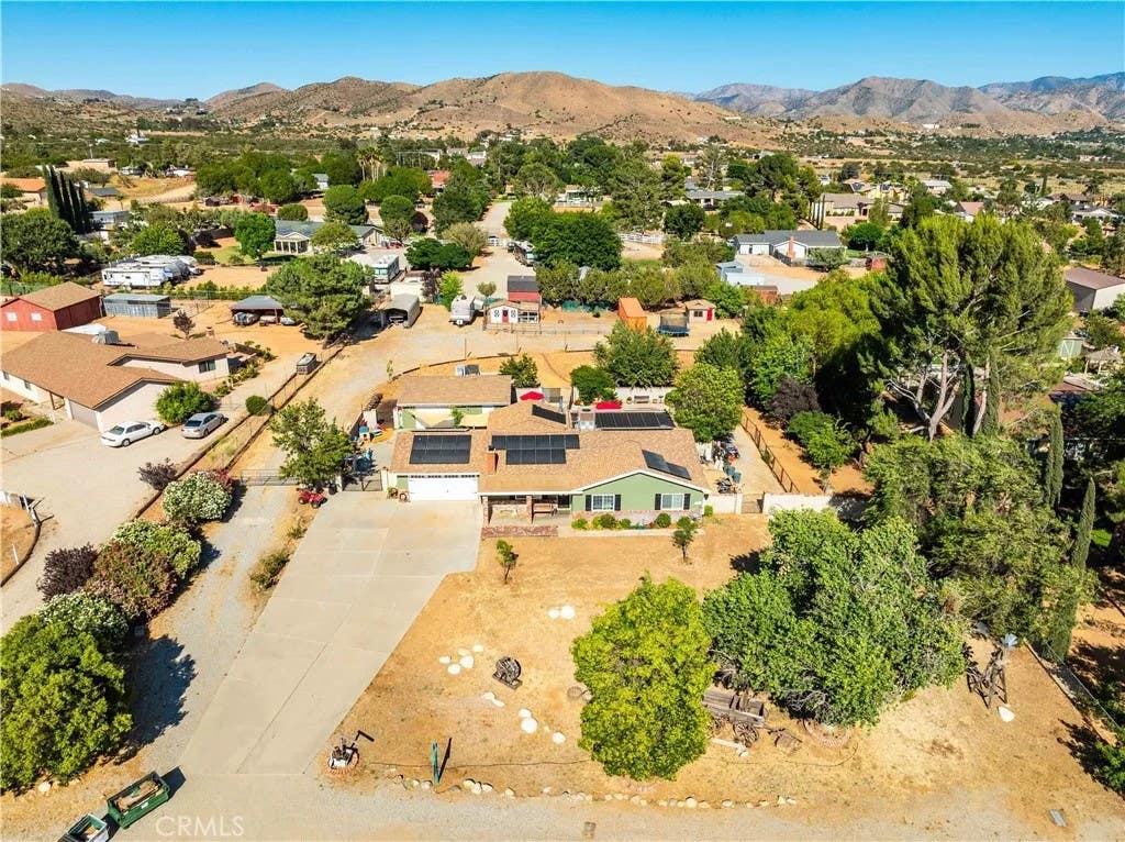 Photo of 32924 Acklins Ave, Acton, CA 93510 (MLS # SR26130736)