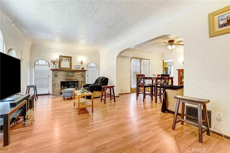 926 N Avenue 49