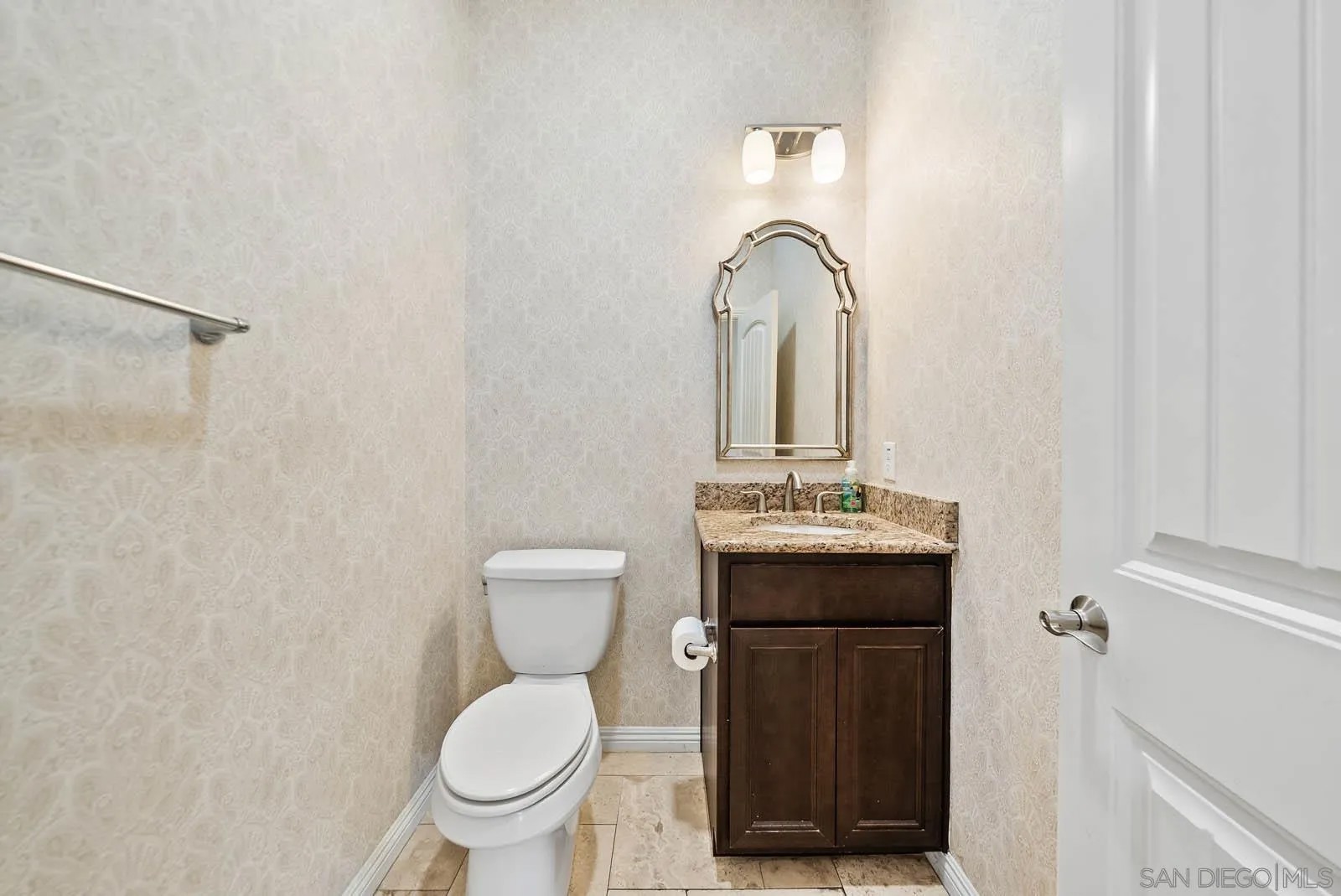 1797 Santa Christina Ave