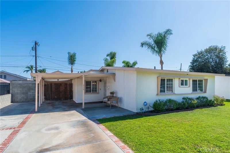 3172 W Coolidge