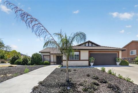 Photo of 7803 Calle Carrisa Street, Highlands, CA 92346 (MLS # SR26103196)