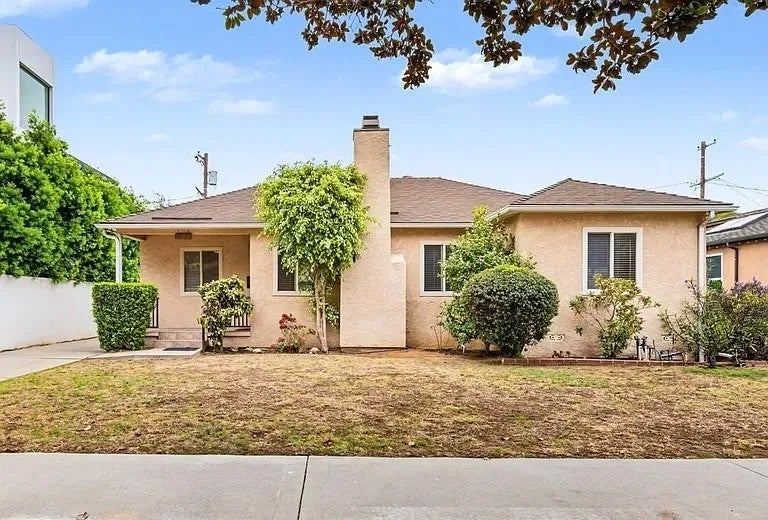 Photo of 12018 Clover Avenue, Los Angeles, CA 90066 (MLS # DW26217902)