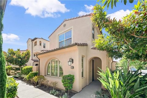 Photo of 112 Tallowood, Irvine, CA 92620 (MLS # OC26085486)