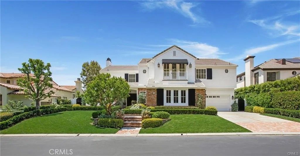 Photo of 15 Canada Oaks, Coto De Caza, CA 92679 (MLS # OC25240874)