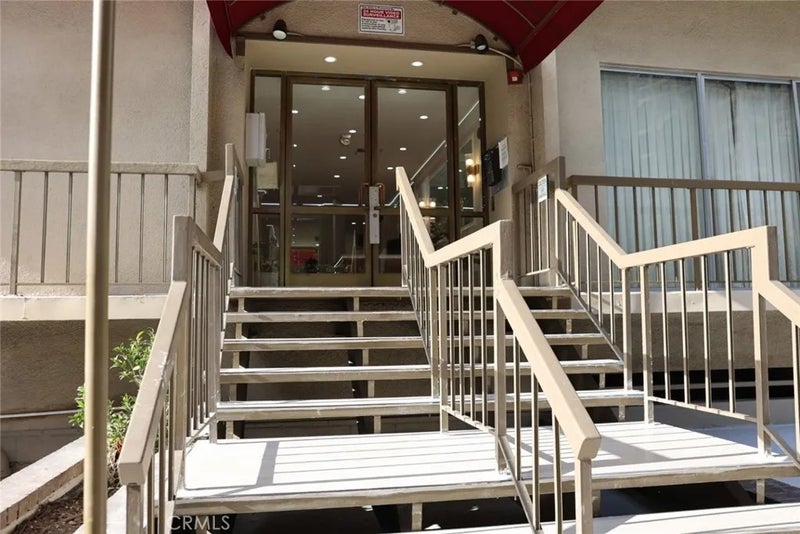 10747 Wilshire 505