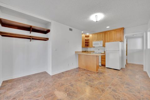 Tiny photo for 8686 Echo Dr, La Mesa, CA 91941 (MLS # 250042537)