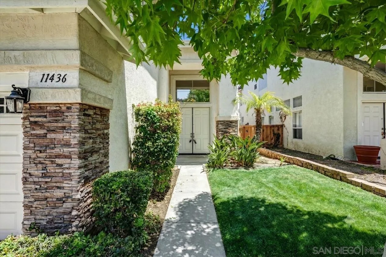 11436 Meadow Grass Ln