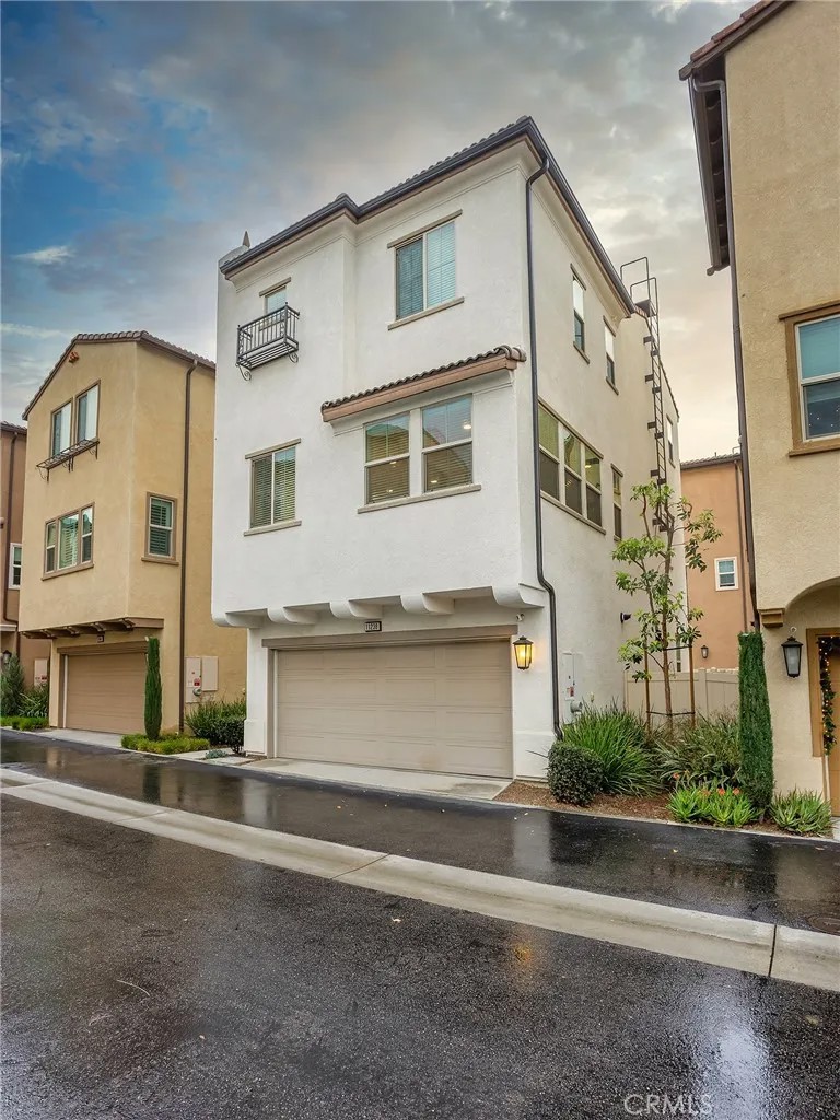 11238 N Mission Heights Drive