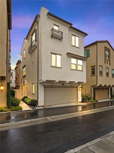 Photo of 11238 N Mission Heights Drive, Mission Hills (san Fernando), CA 91345 (MLS # BB25262344)