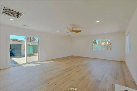 Tiny photo for 3308 N Alameda Avenue, San Bernardino, CA 92404 (MLS # OC25245816)