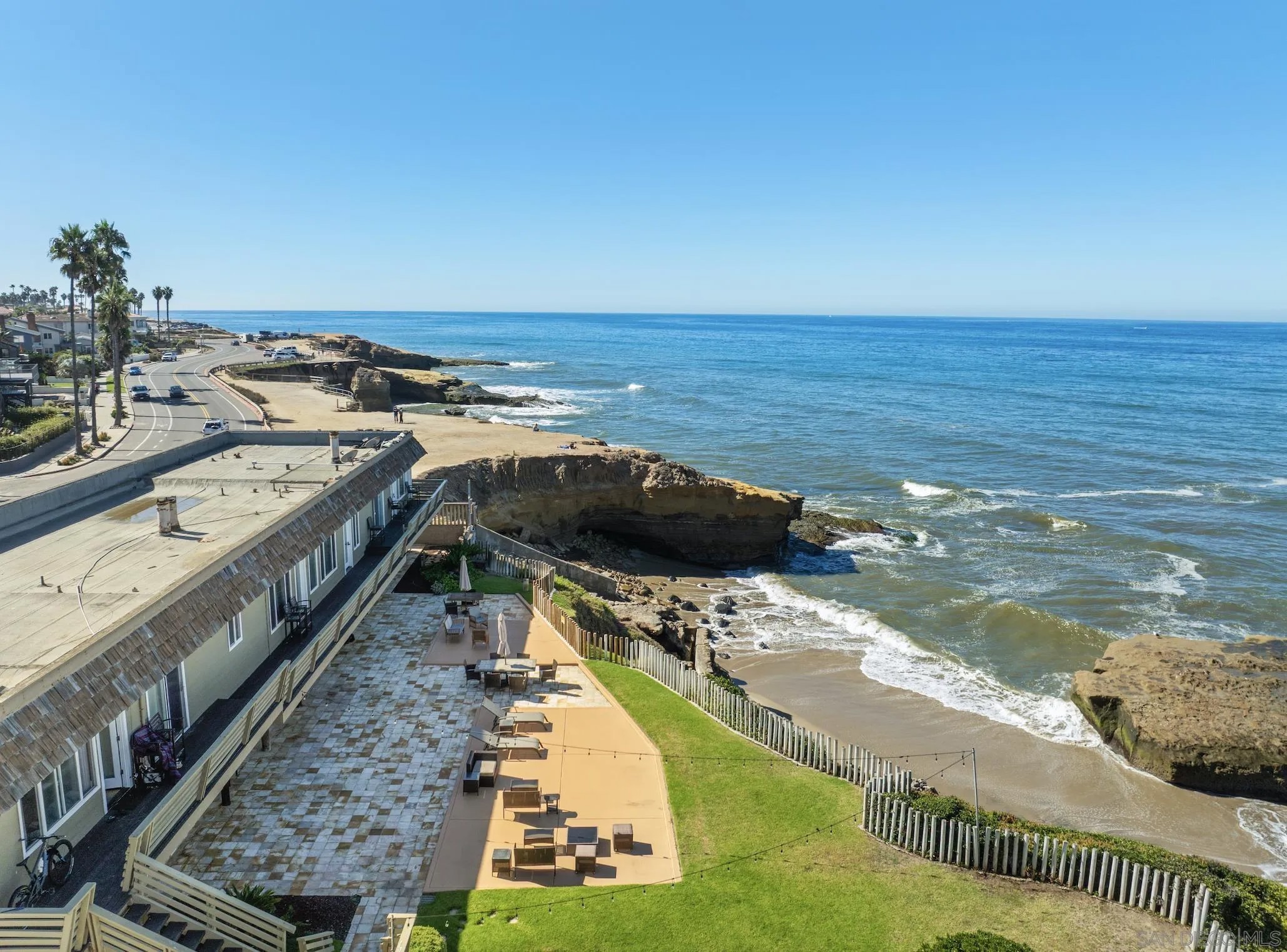 1352-62 Sunset Cliffs Blvd