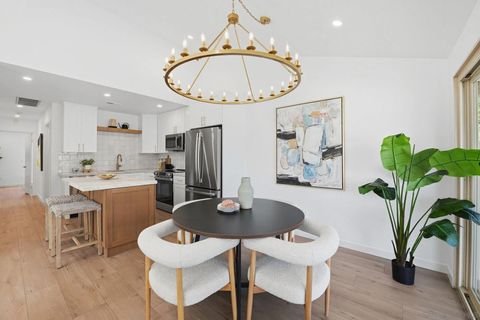 Photo of 1926 Springdale Ln, Encinitas, CA 92024 (MLS # 260002818)