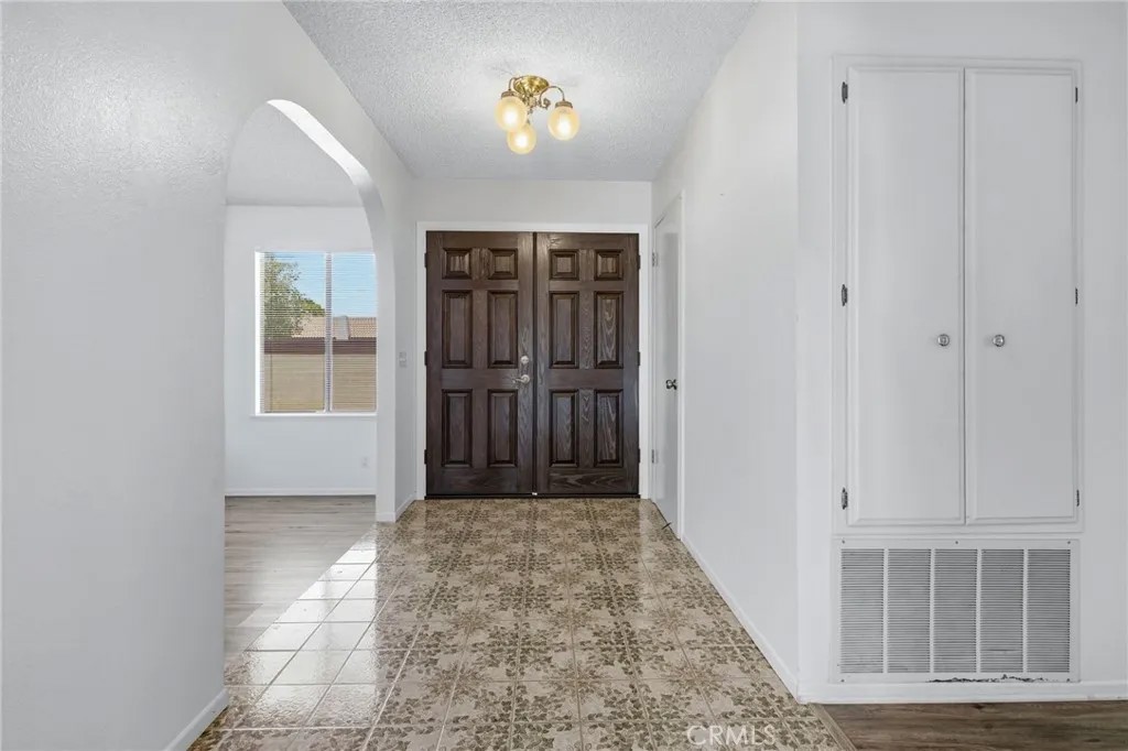 4332 Manchester Court