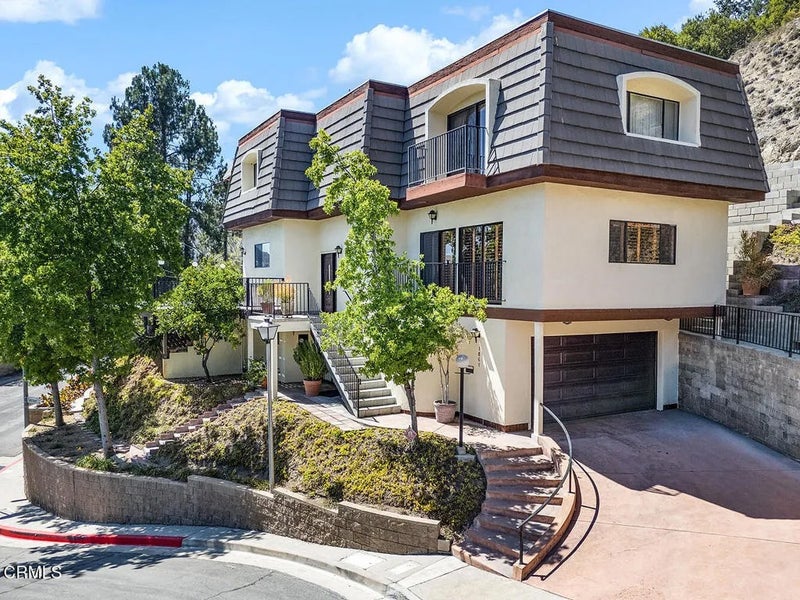 1861 Oakmont Terrace