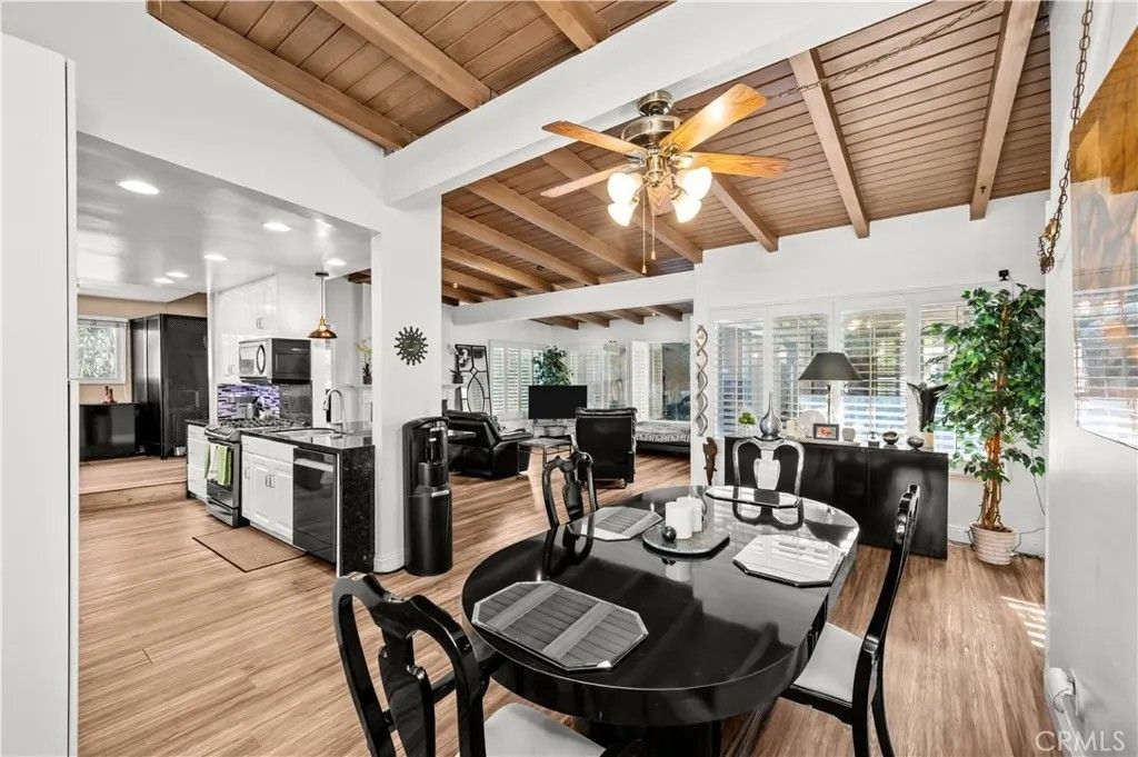 Photo of 914 N Sacramento St, Orange, CA 92867 (MLS # DW26076386)