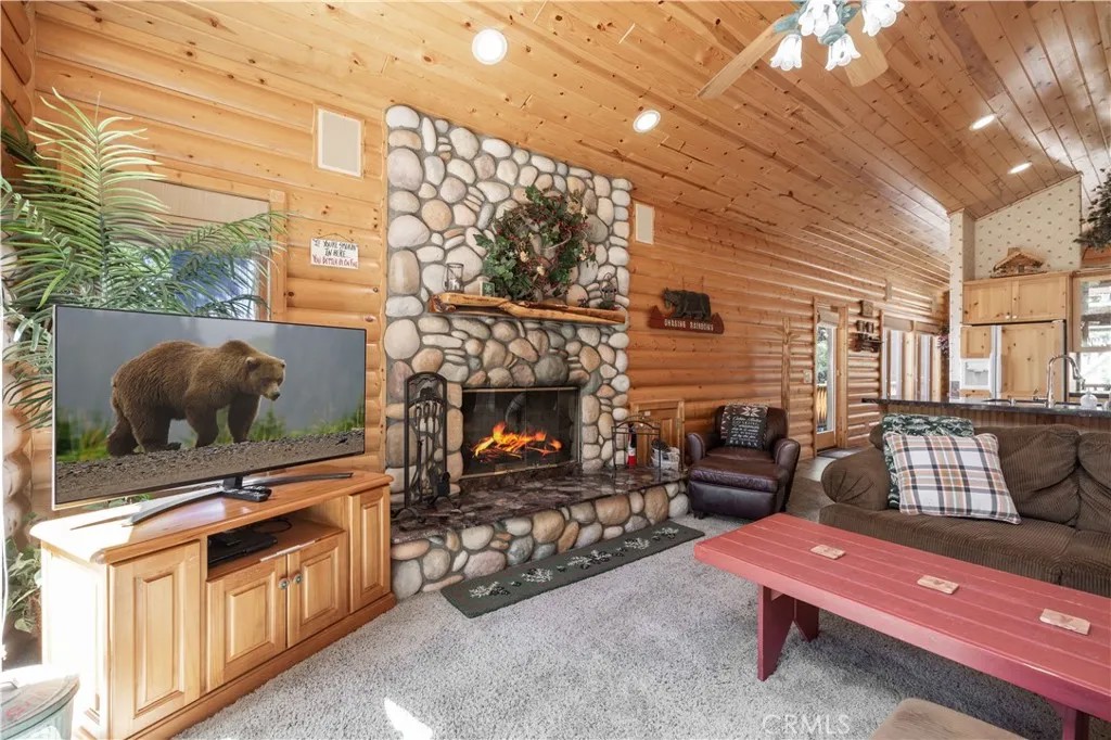 1108 Sylvan Glen