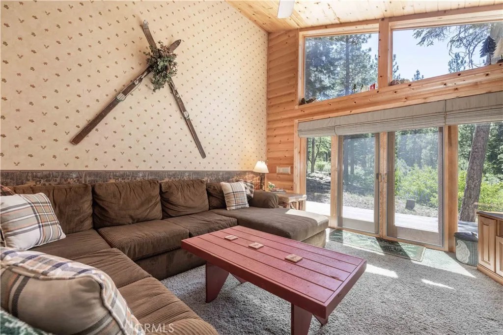 1108 Sylvan Glen