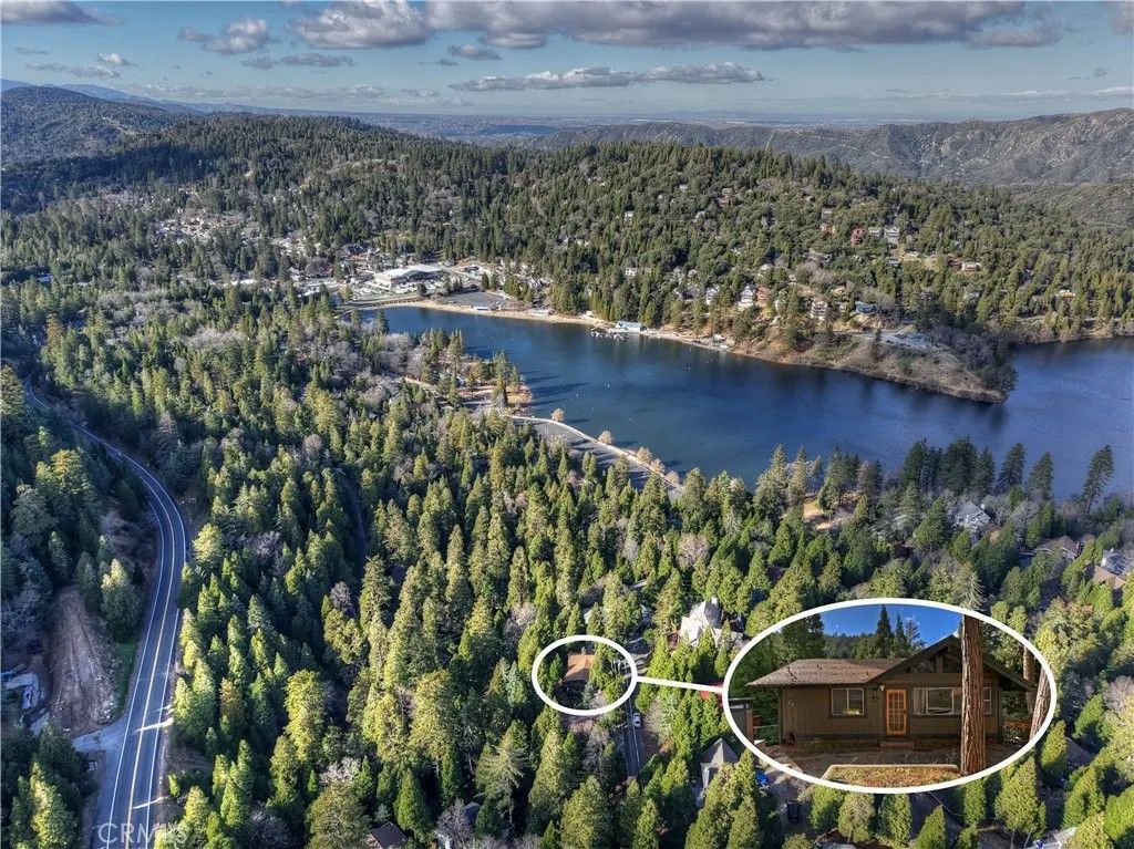 Photo of 744 Bergschrund Dr, Crestline, CA 92325 (MLS # OC26005940)