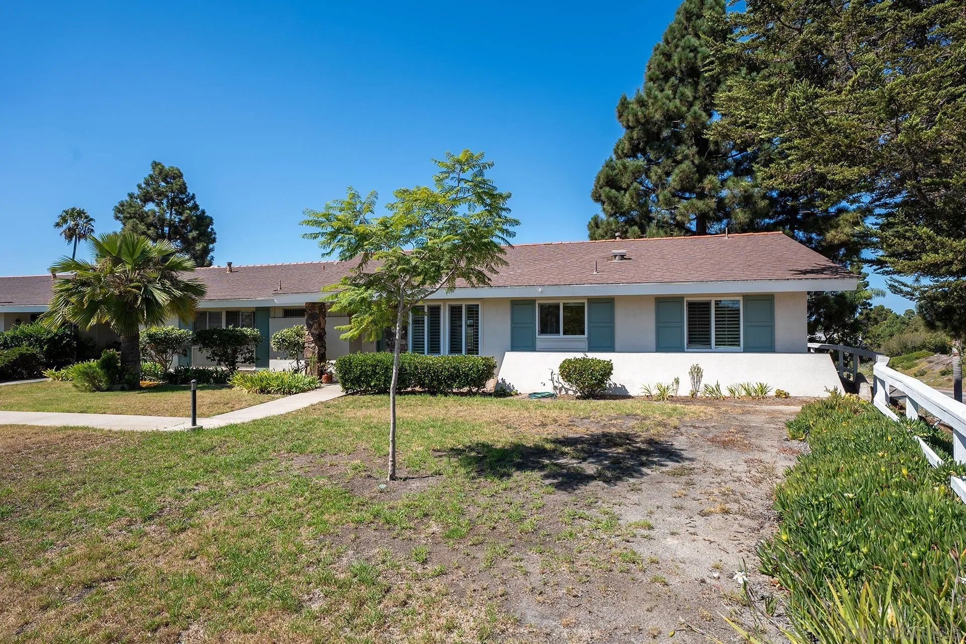 3685 Vista Campana North 5