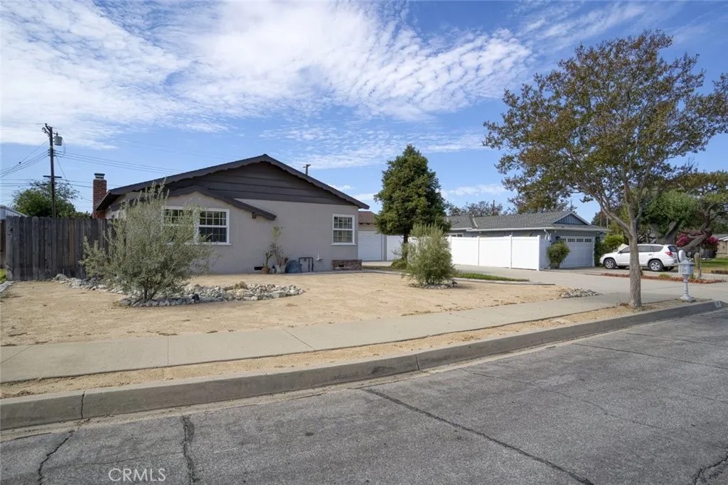 128 W Gaillard Street