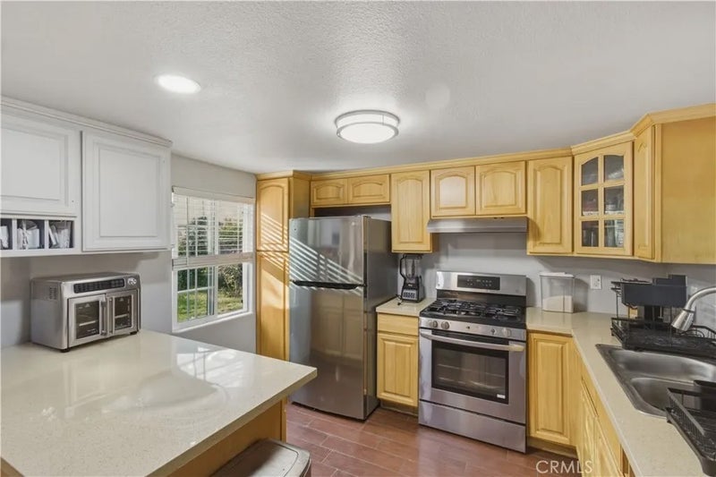 2330 Meadowbrook