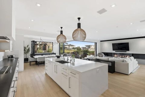 Photo of 216 Ocean St, Solana Beach, CA 92075 (MLS # NDP2605467)