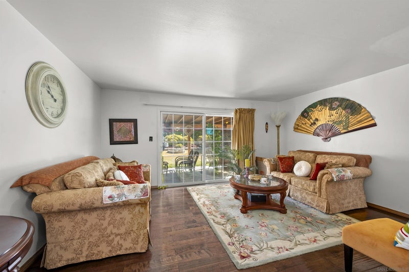 289 Coralwood Dr