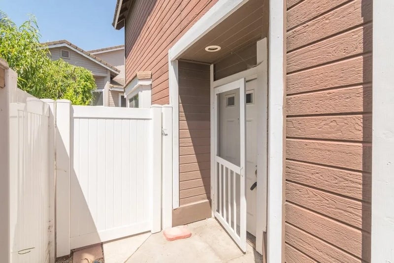 15876 Deer Trail