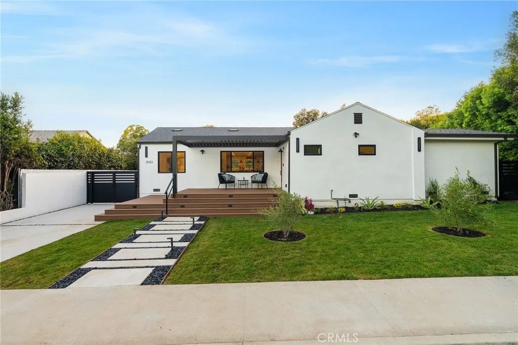 2543 Colby