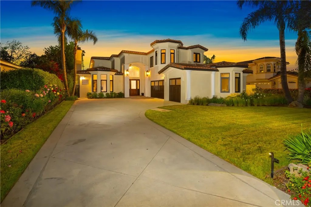 28 W La Sierra Drive