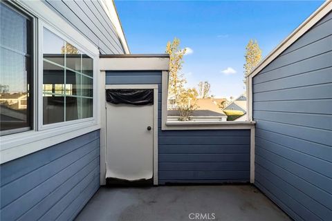 Tiny photo for 815 W Grondahl Street #E, Covina, CA 91722 (MLS # CV25246059)