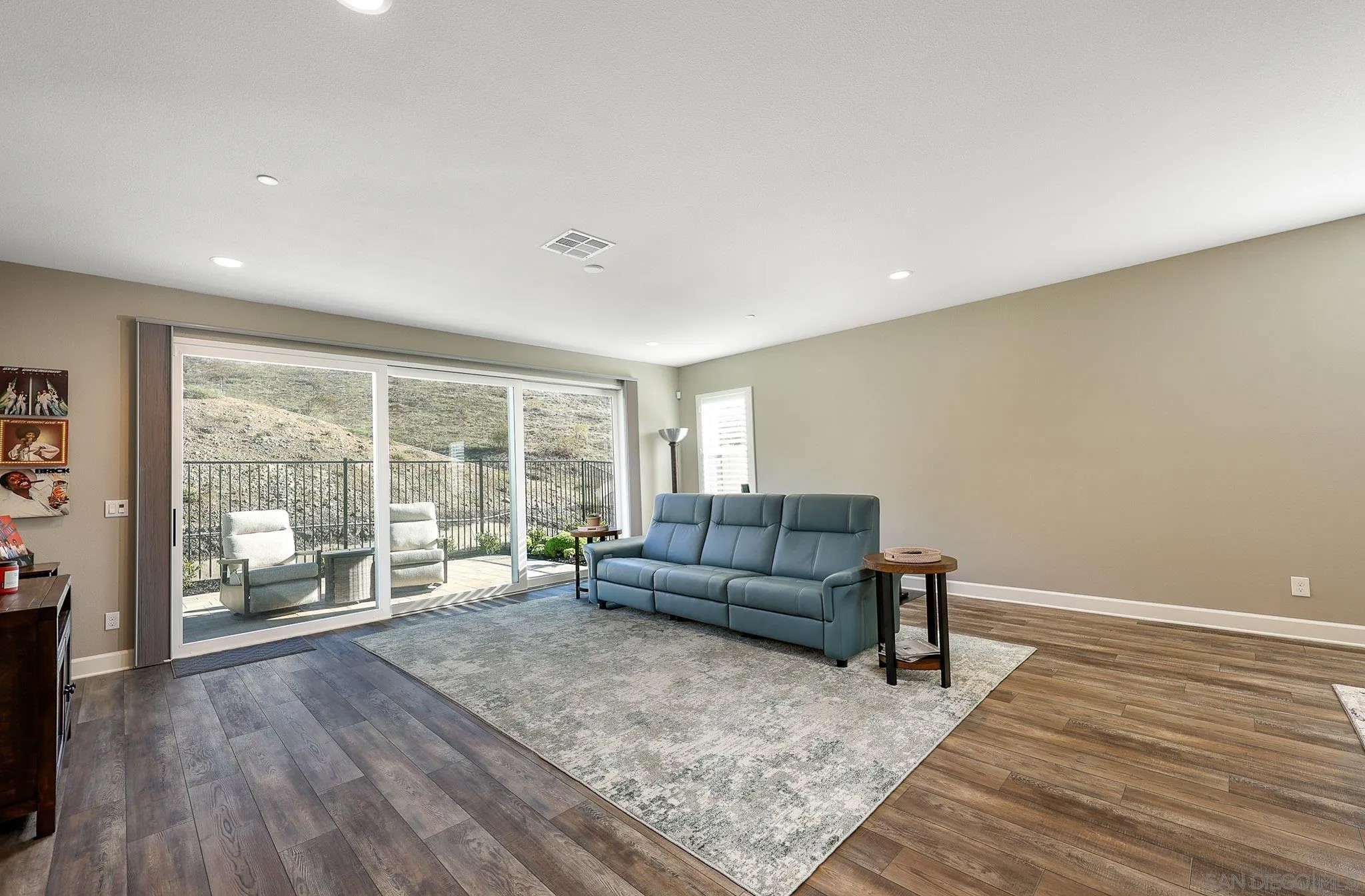 893 Woodhaven Rd
