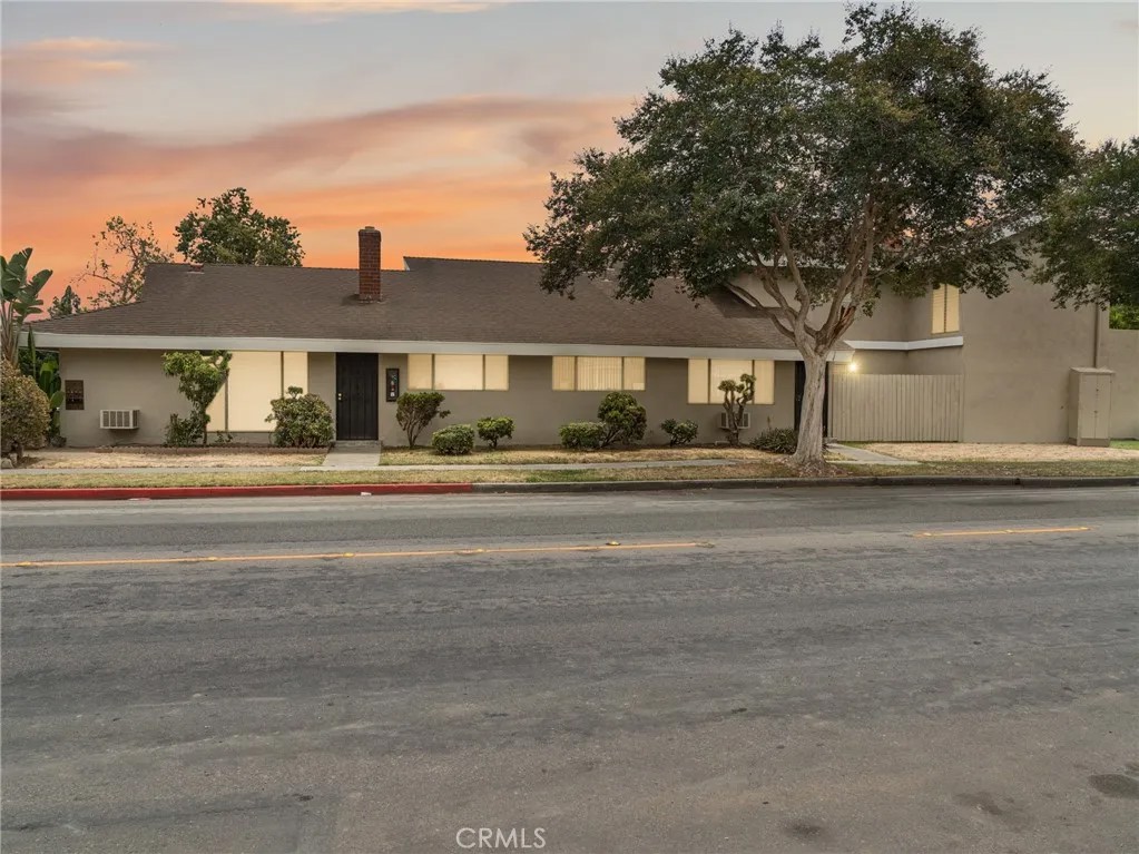 12741 Groveview
