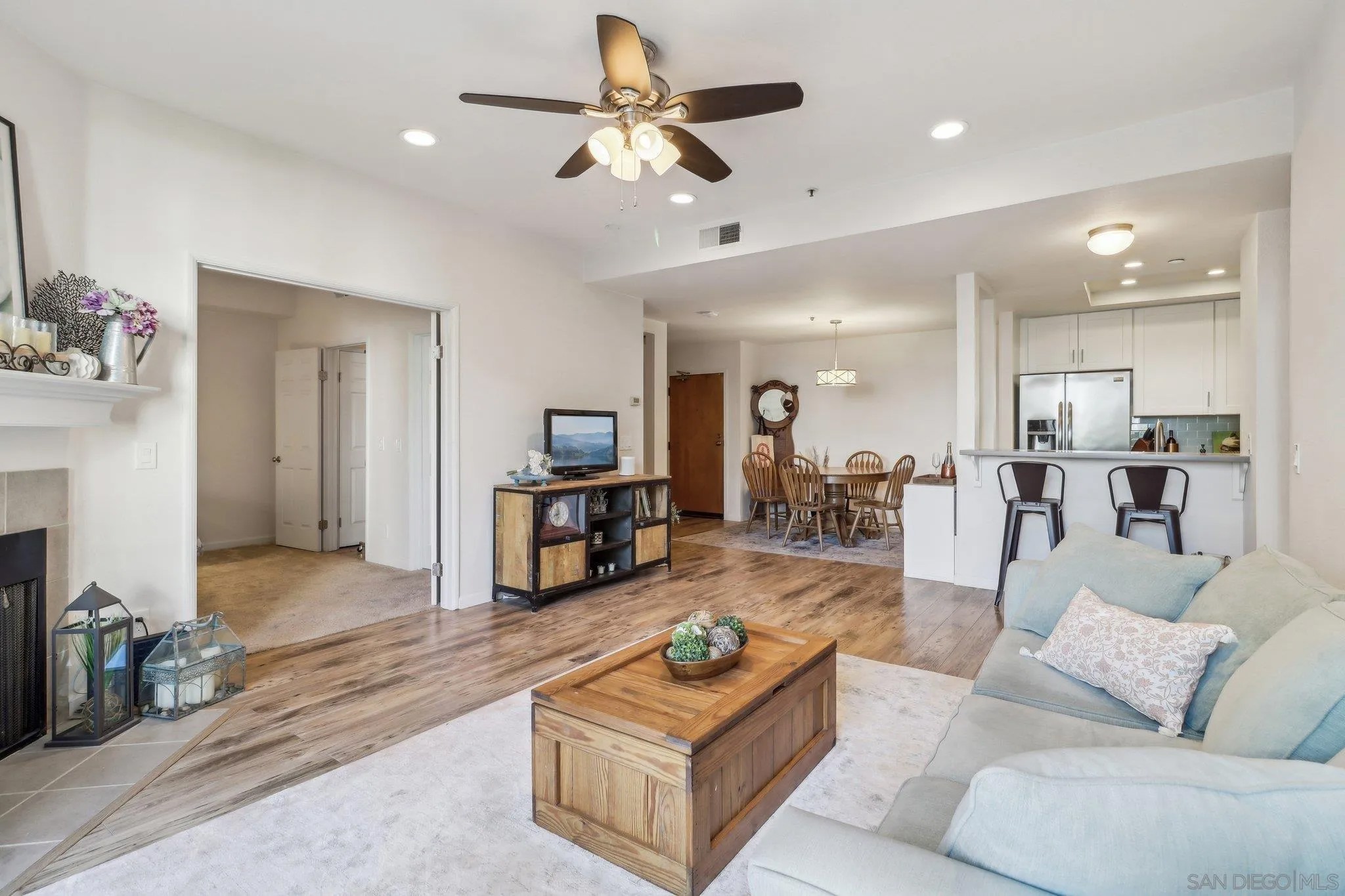 2445 Brant St 308