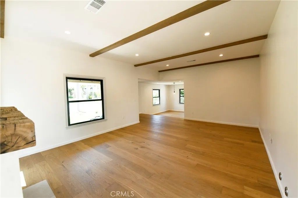 Photo of 292 Granada Ave, Long Beach, CA 90803 (MLS # LG26094075)