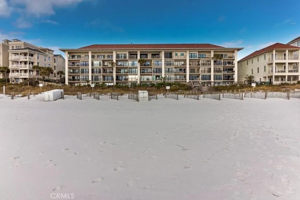 Photo of 21851 Newland St #127, Huntington Beach, CA 92646 (MLS # OC25271662)