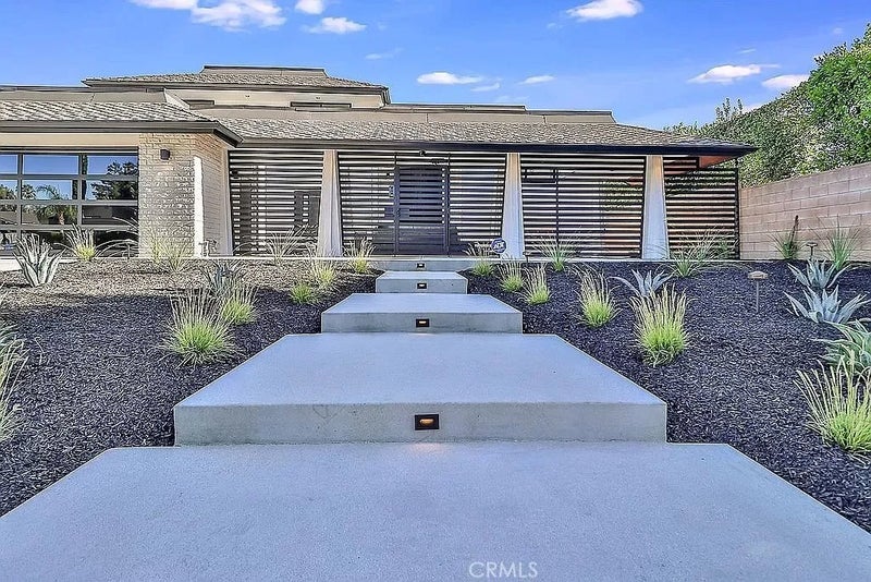 19532 Bermuda Street