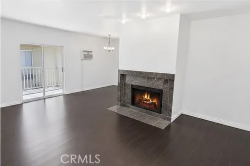 8641 Glenoaks Boulevard 225