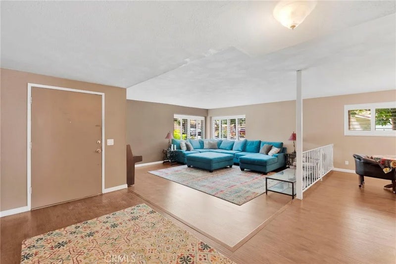 2425 San Fernando Court