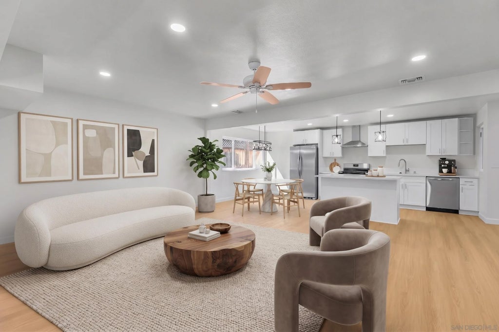 Photo of 1037 Avocado Ave, El Cajon, CA 92020 (MLS # 260023473)