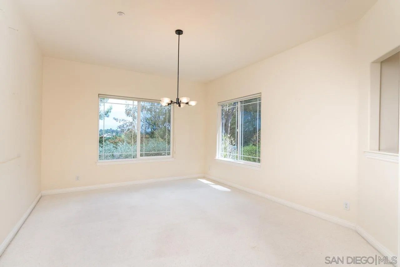 613 Carnation Lane