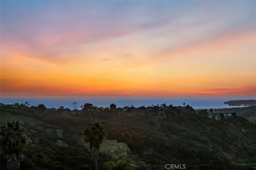48 Santa Clara